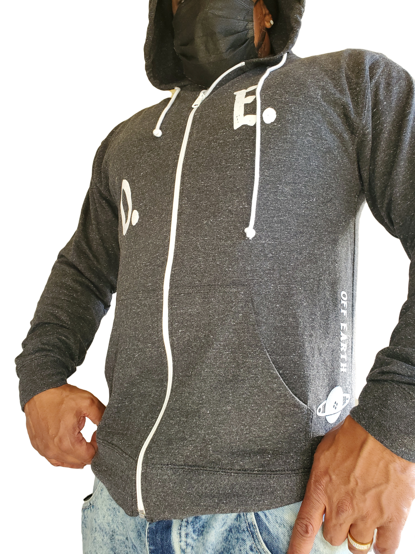 OFF EARTH O.E ZIP HOODIE